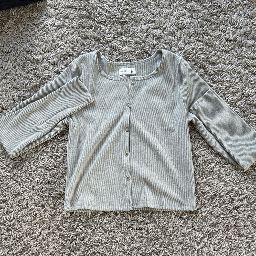 Hollister Light Gray Knit Sweater